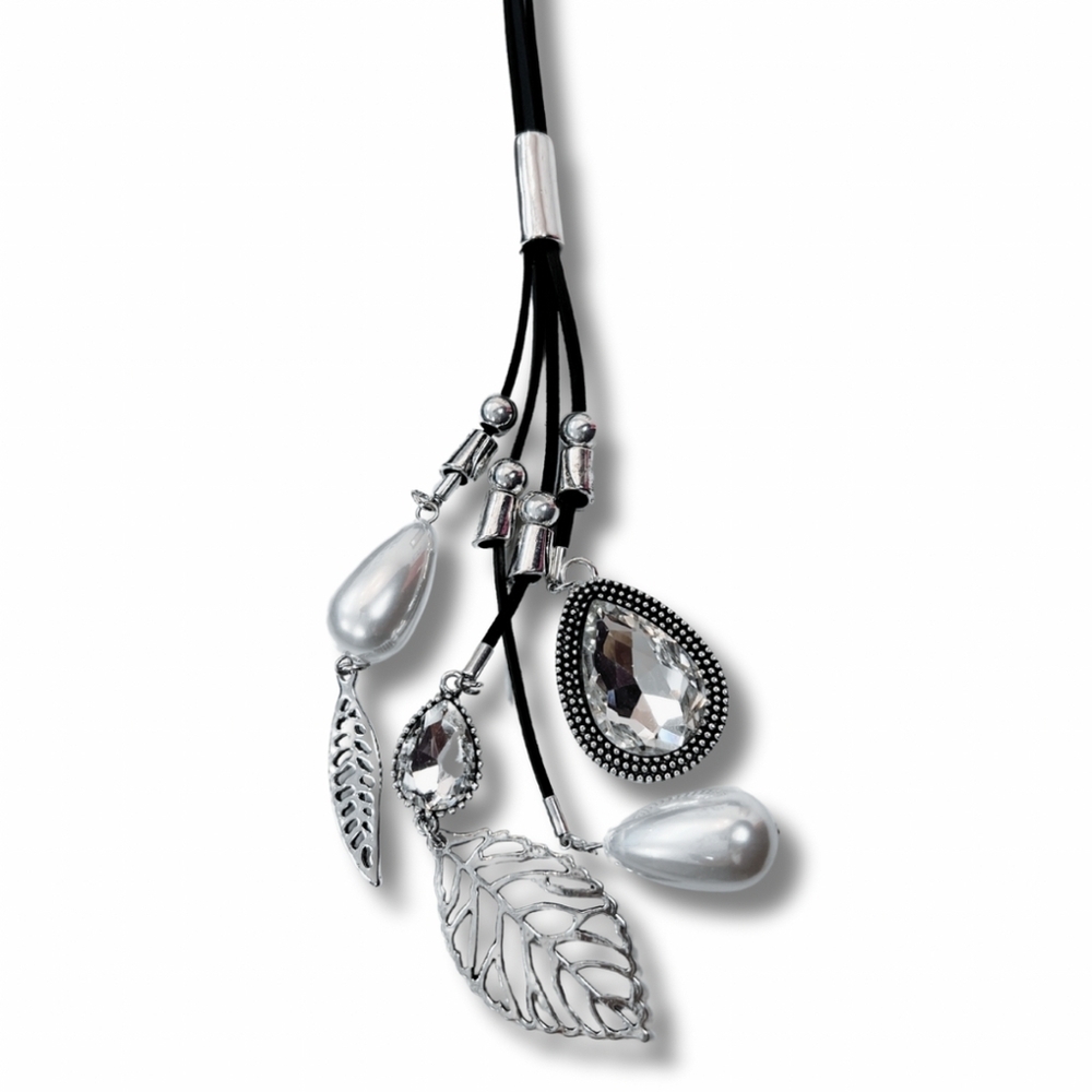 JACQUELINE KENT Leather Cord Stayememt Necklace